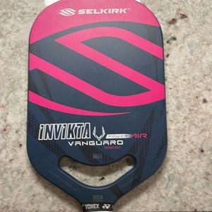 Selkirk Invikita Vanguard Midweight Power Air Pickleball Paddle